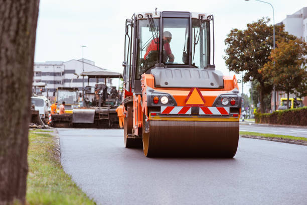 Best Driveway Paving Contractor  in Strasburg, VA
